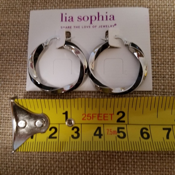 LIA SOPHIA - "TWIST & SHOUT" hoops. Black & silver - Picture 6 of 6